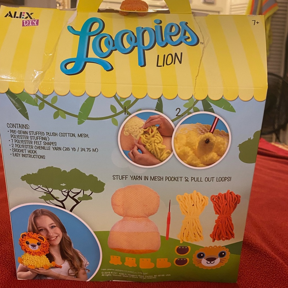 Alex diy loonies lion
